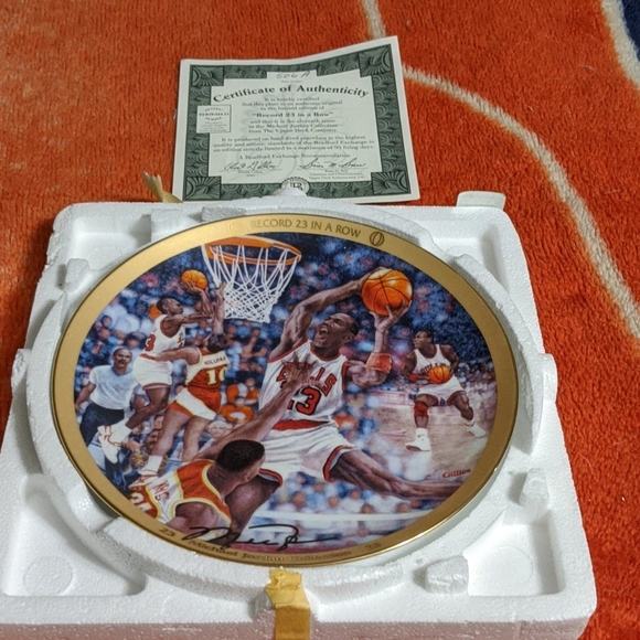 Michael Jordan collectors edition plate (1997) - Picture 8 of 8